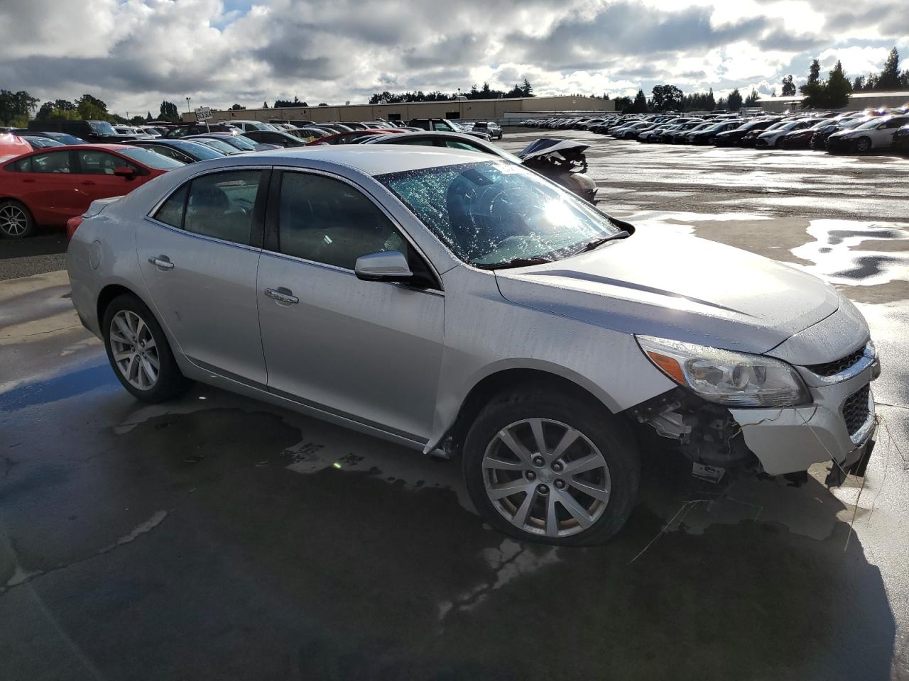 2015 Chevrolet Malibu VIN 1G11F5SLXFF338379 Copart auction photo, front end / side damage thumbnail 4