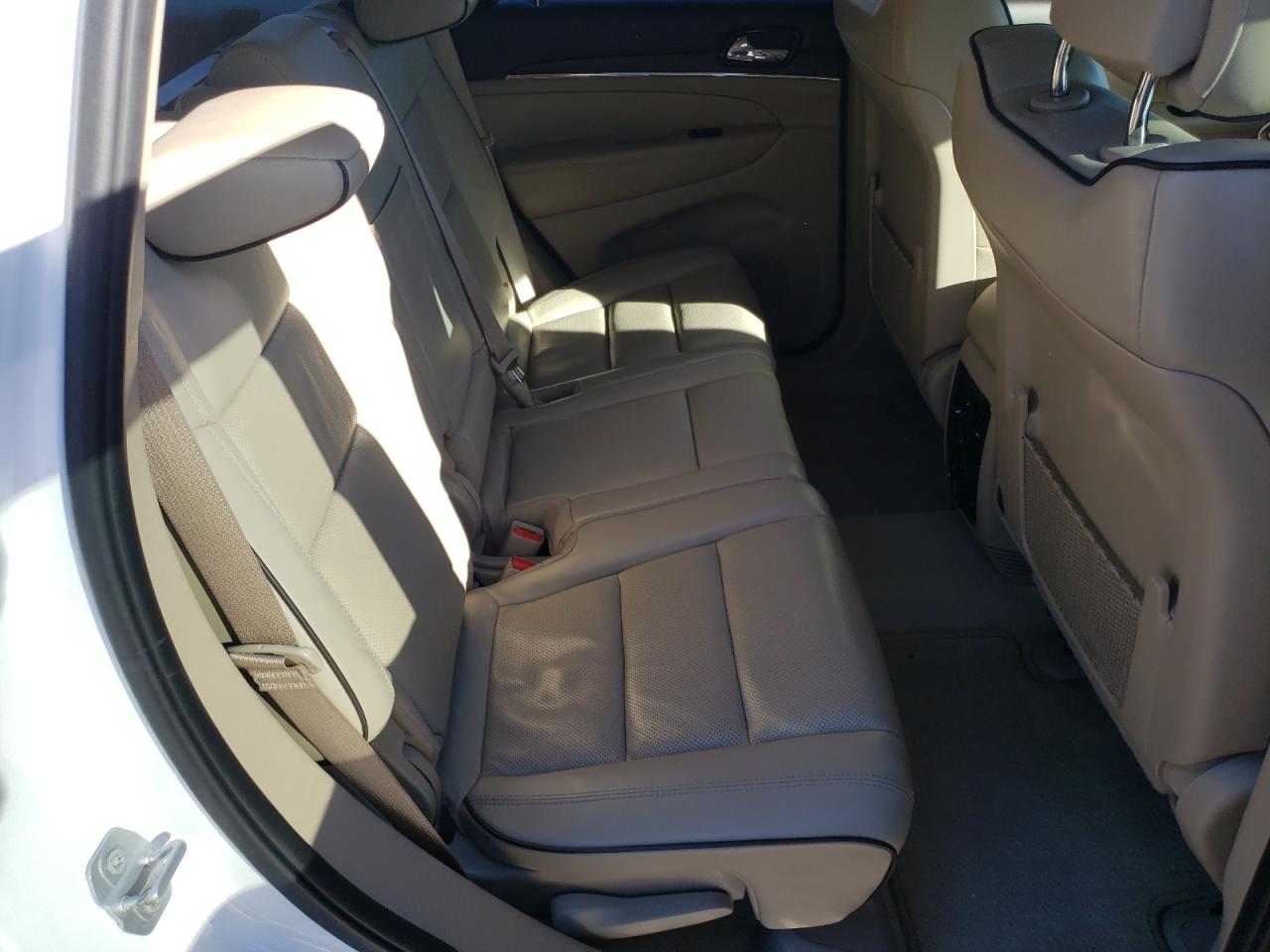 2019 Jeep Grand Cherokee VIN 1C4RJFCG7KC687916 Copart auction photo, rear end / side damage thumbnail 10