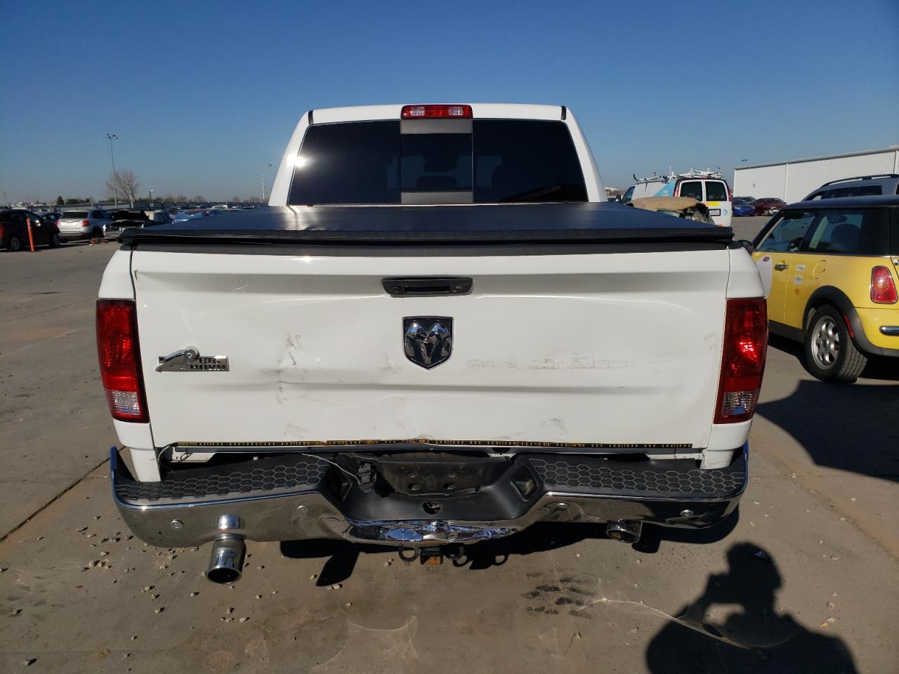 2017 RAM 1500 VIN 3C6RR6LTXHG790413 Copart auction photo, rear end damage thumbnail 6