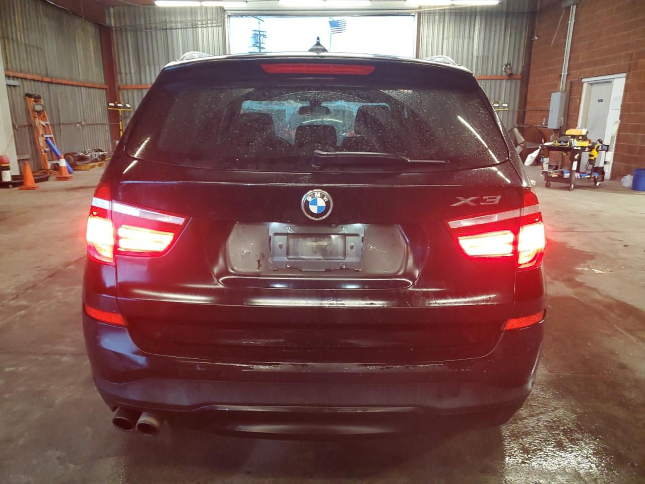 2017 BMW X3 VIN 5UXWX7C51H0S19646 Copart auction photo, side damage thumbnail 6