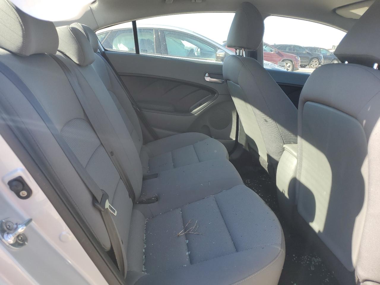 2017 KIA Forte VIN 3KPFK4A77HE117021 Copart auction photo, front end / side damage thumbnail 10