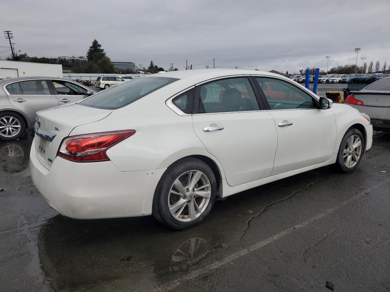2013 Nissan Altima VIN 1N4AL3AP0DN587940 Copart auction photo, side / front end damage thumbnail 3