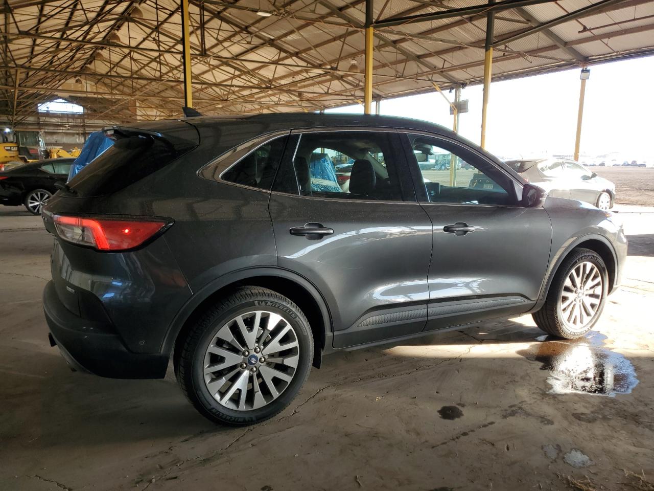 2020 Ford Escape VIN 1FMCU9J99LUB92028 Copart auction photo, minor dent/scratches damage thumbnail 3