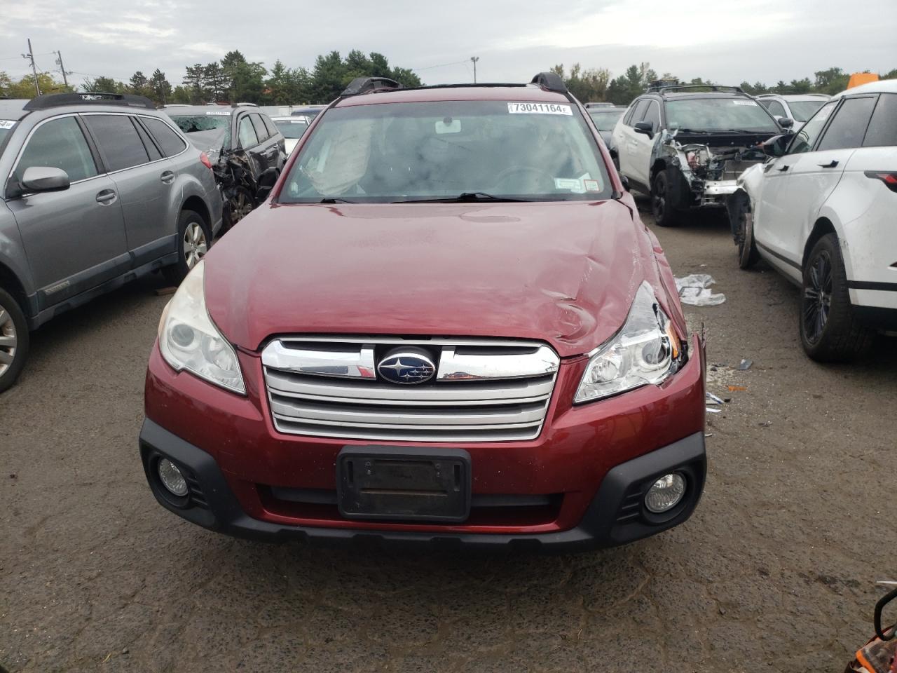 2014 Subaru Outback VIN 4S4BRBDC8E3318111 Copart auction photo, side / front end damage thumbnail 5