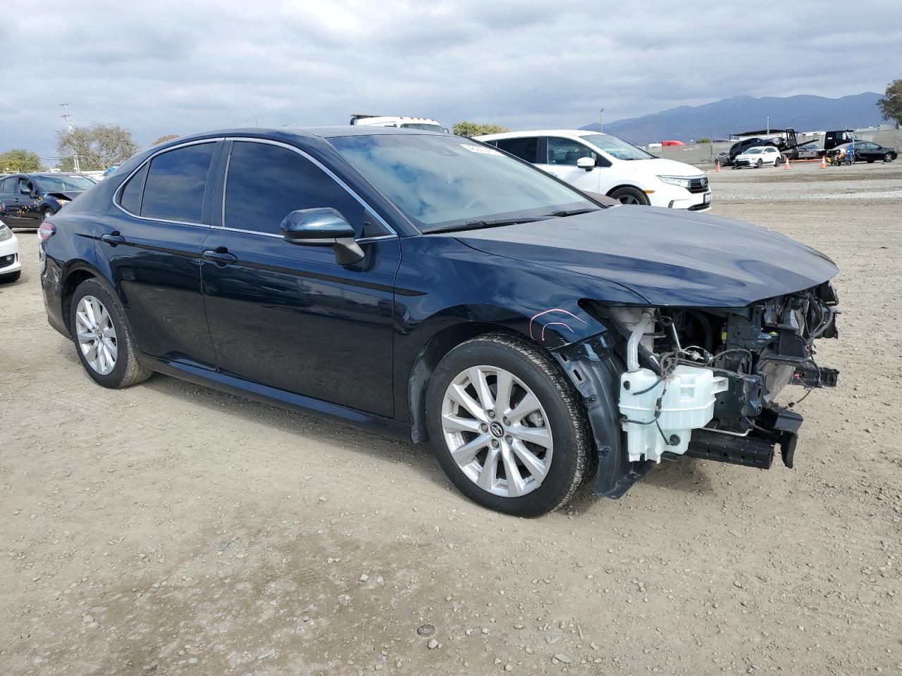 2018 Toyota Camry VIN 4T1B11HK1JU663410 Copart auction photo, front end damage thumbnail 4