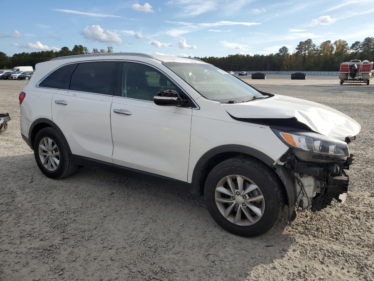 2016 KIA Sorento VIN 5XYPG4A34GG018161 Copart auction photo, front end damage thumbnail 4