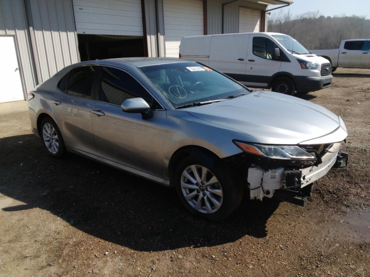 2019 Toyota Camry VIN 4T1B11HK1KU720870 Copart auction photo, front end damage thumbnail 4