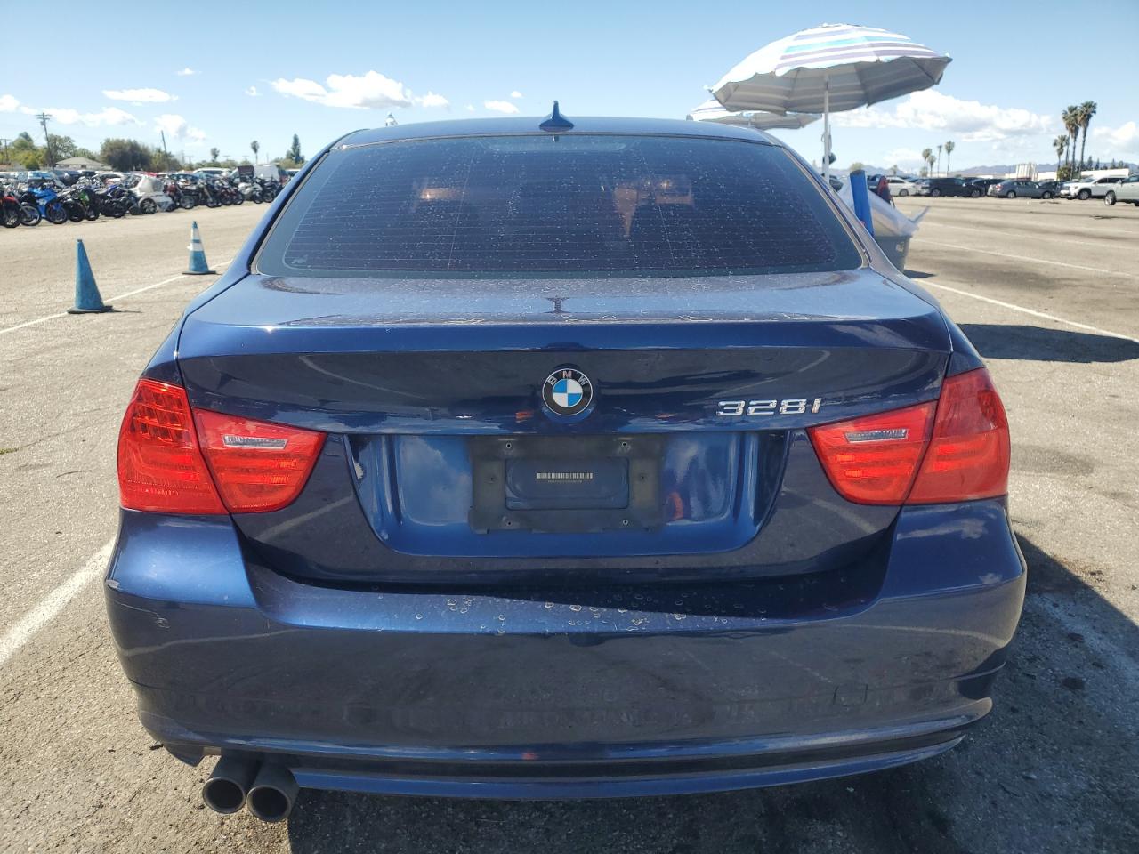 2011 BMW 3er VIN WBAPH5G5XBNM80878 Copart auction photo, side / front end damage thumbnail 6