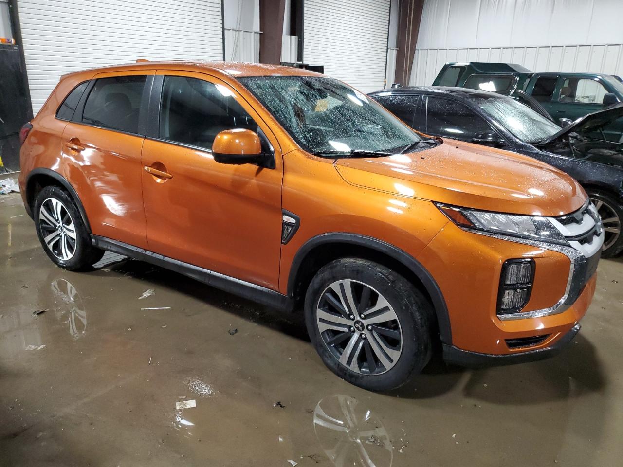 2021 Mitsubishi Outlander VIN JA4ARUAU4MU008856 Copart auction photo, side damage thumbnail 4
