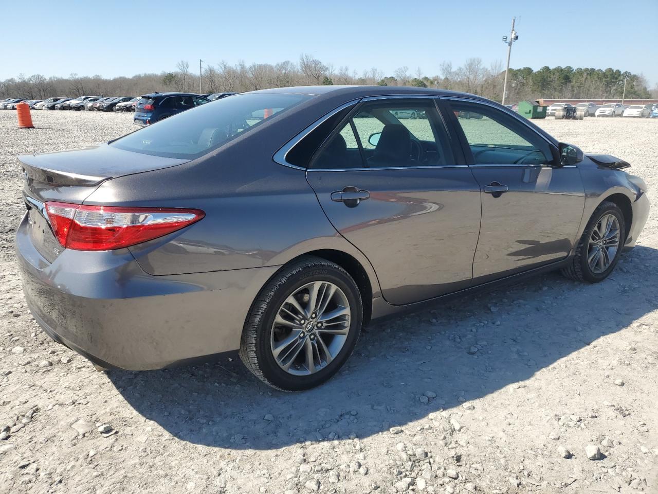 2017 Toyota Camry VIN 4T1BF1FK4HU351807 Copart auction photo, front end / minor dent/scratches damage thumbnail 3