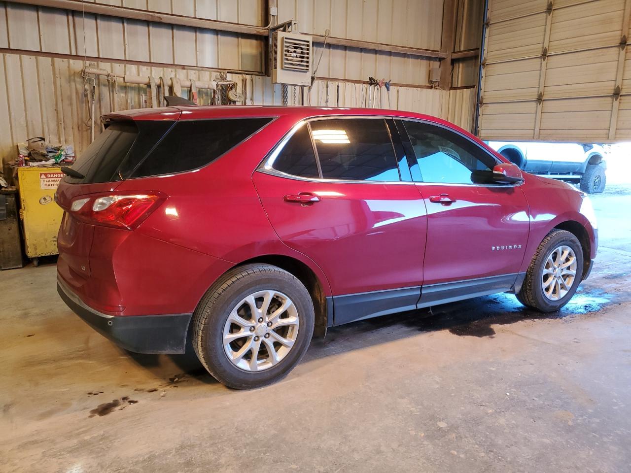 2019 Chevrolet Equinox VIN 3GNAXKEV0KS523702 Copart auction photo, front end / minor dent/scratches damage thumbnail 3