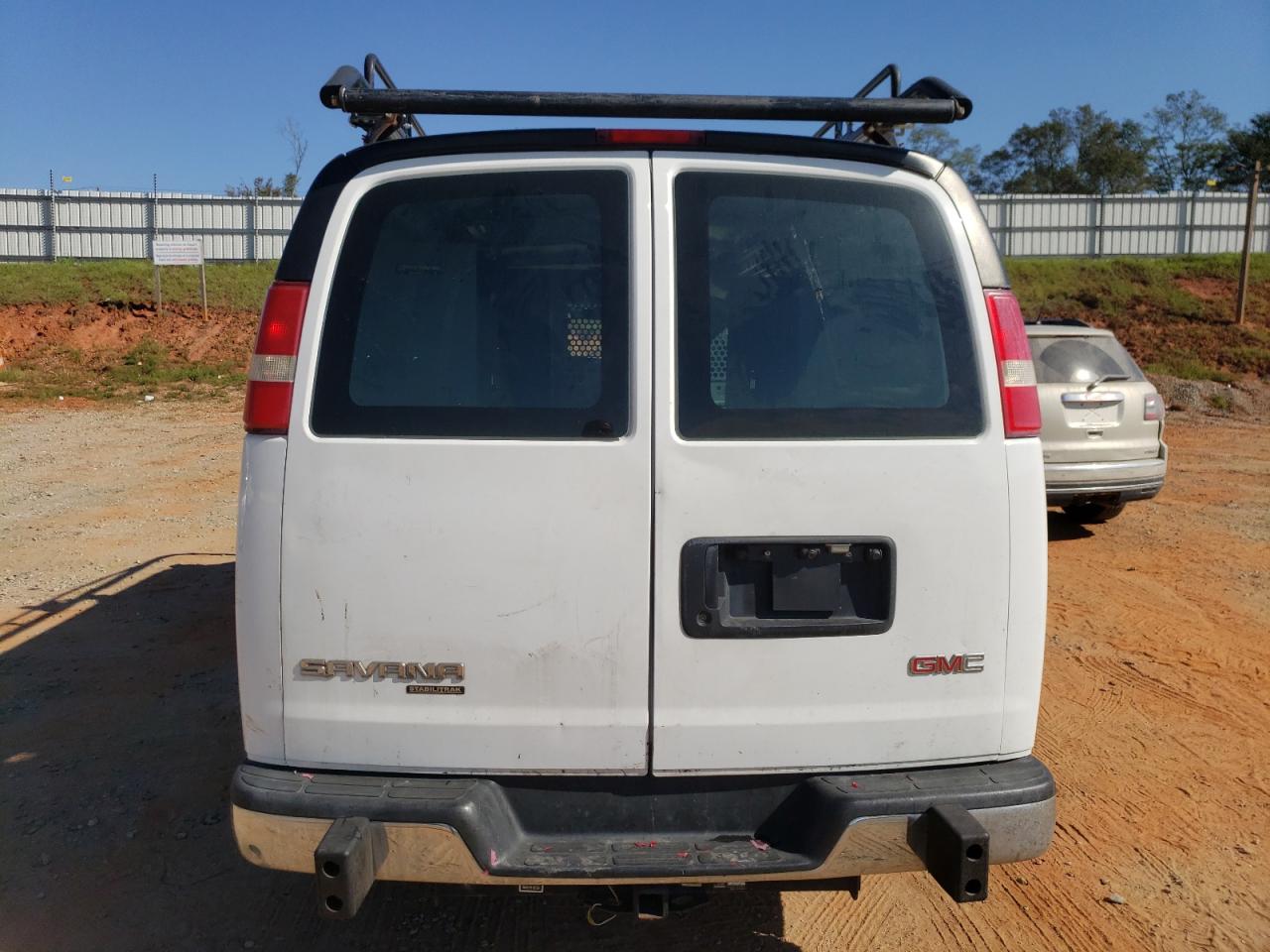 2015 GMC Savana VIN 1GTW7FCF5F1902462 Copart auction photo, front end damage thumbnail 6