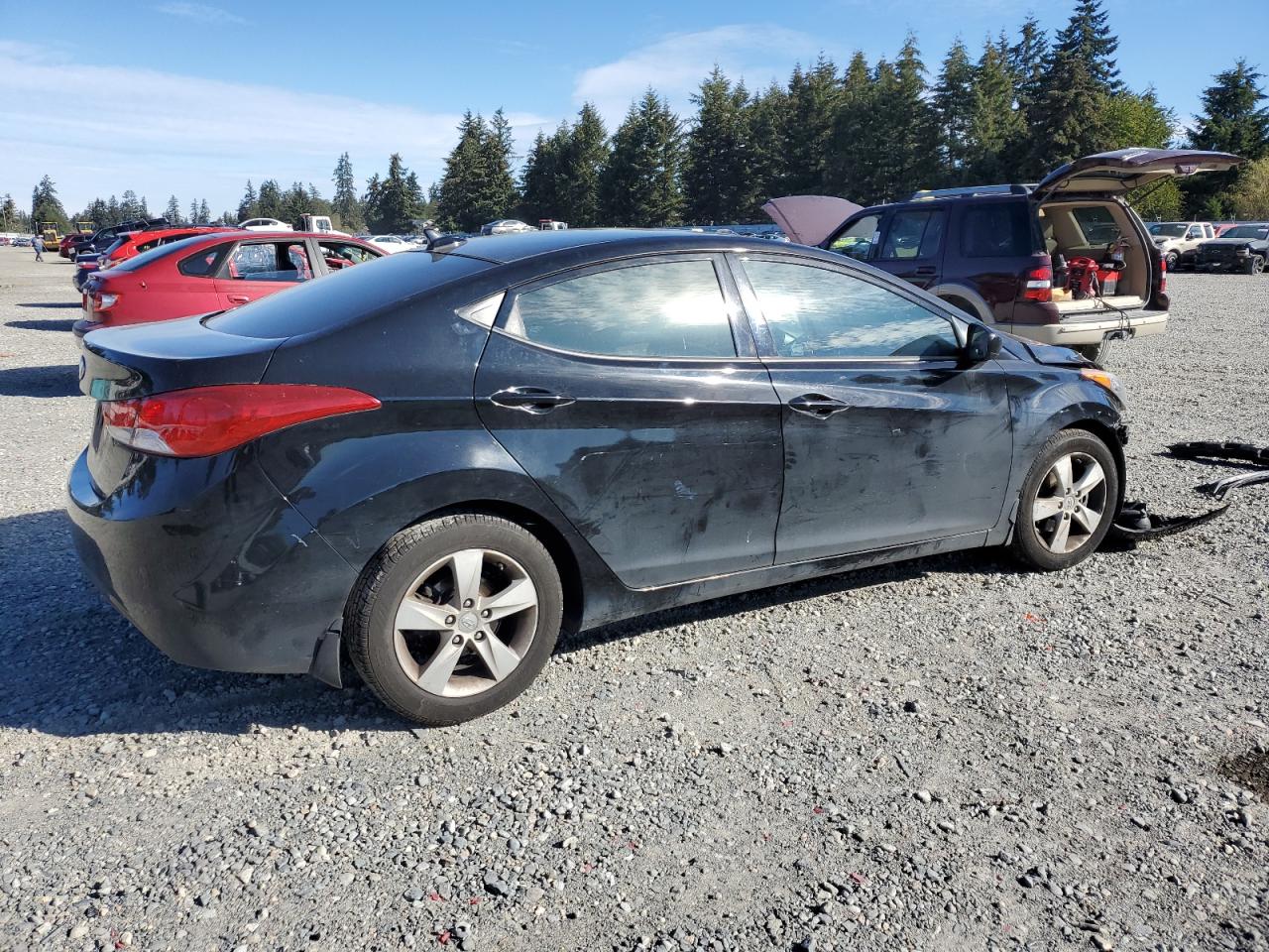 2013 Hyundai Elantra VIN KMHDH4AEXDU683184 Copart auction photo, front end / mechanical damage thumbnail 3