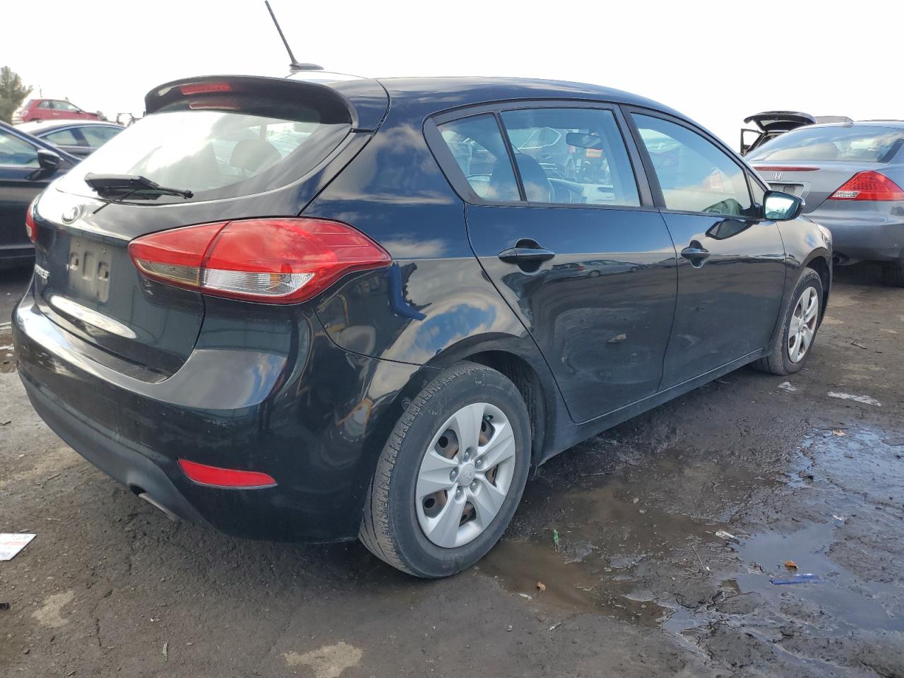 2017 KIA Forte VIN KNAFK5A85H5678924 Copart auction photo, mechanical damage thumbnail 3