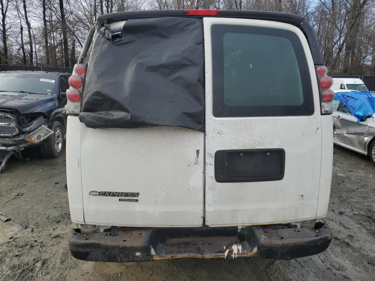 2013 Chevrolet Express VIN 1GCZGUCGXD1155819 Copart auction photo, minor dent/scratches / undercarriage damage thumbnail 6