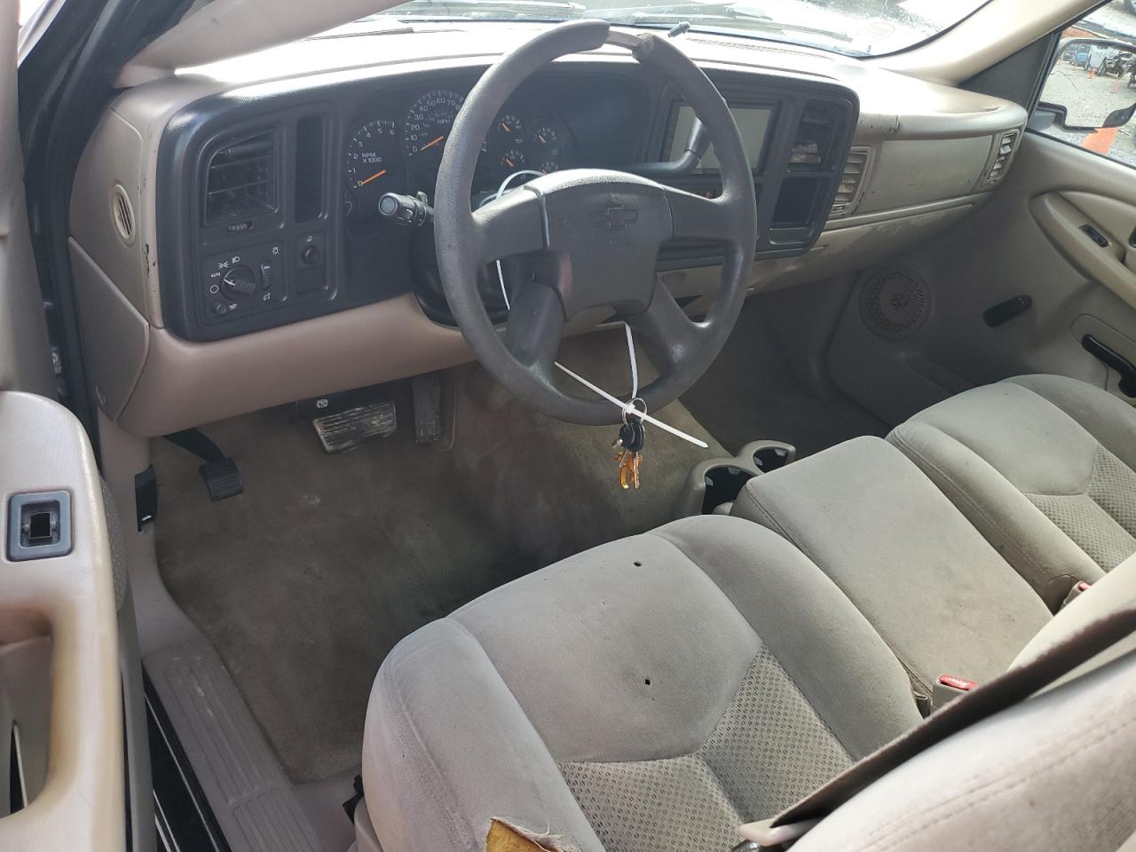 2005 Chevrolet Silverado VIN 1GCEC14X95Z180303 Copart auction photo, side damage thumbnail 8