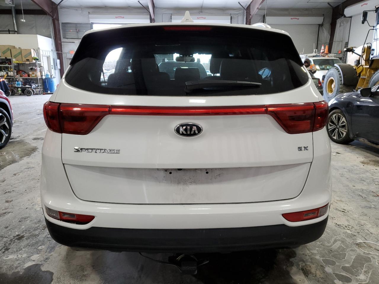 2017 KIA Sportage VIN KNDPNCAC1H7094208 Copart auction photo, front end / side damage thumbnail 6