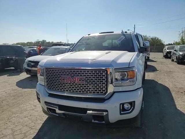 2016 GMC Sierra VIN 1GT12UE87GF195722 Copart auction photo, side / minor dent/scratches damage thumbnail 11
