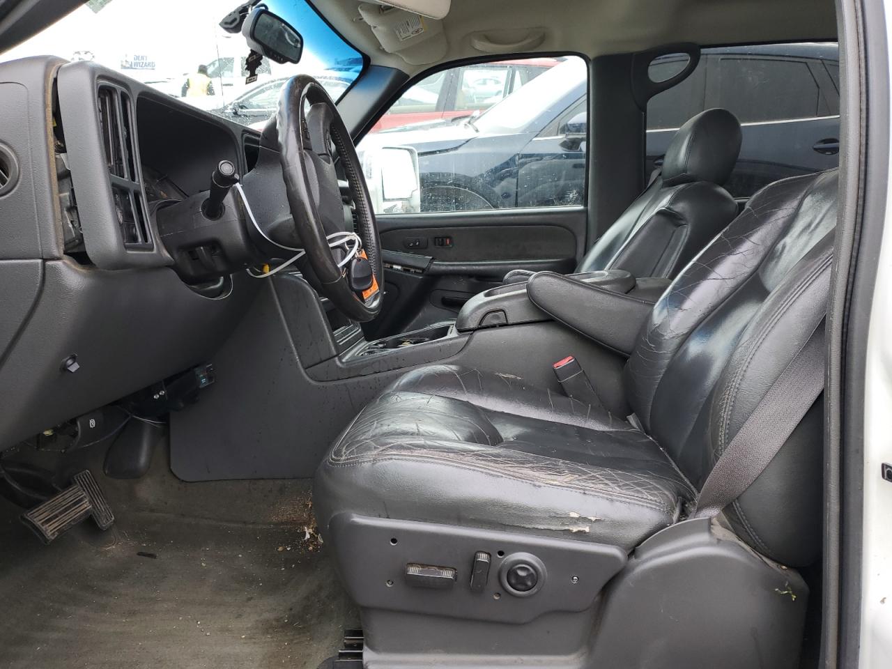 2003 Chevrolet Silverado VIN 1GCHK23113F145501 Copart auction photo, all over damage thumbnail 7