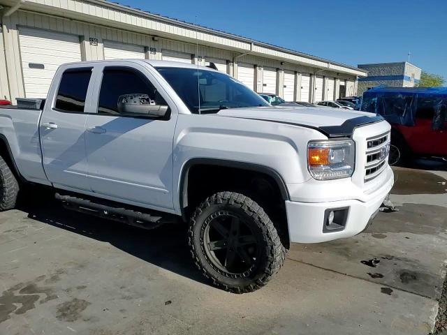 2015 GMC Sierra VIN 1GTV2TEC0FZ272332 Copart auction photo, front end / all over damage thumbnail 11
