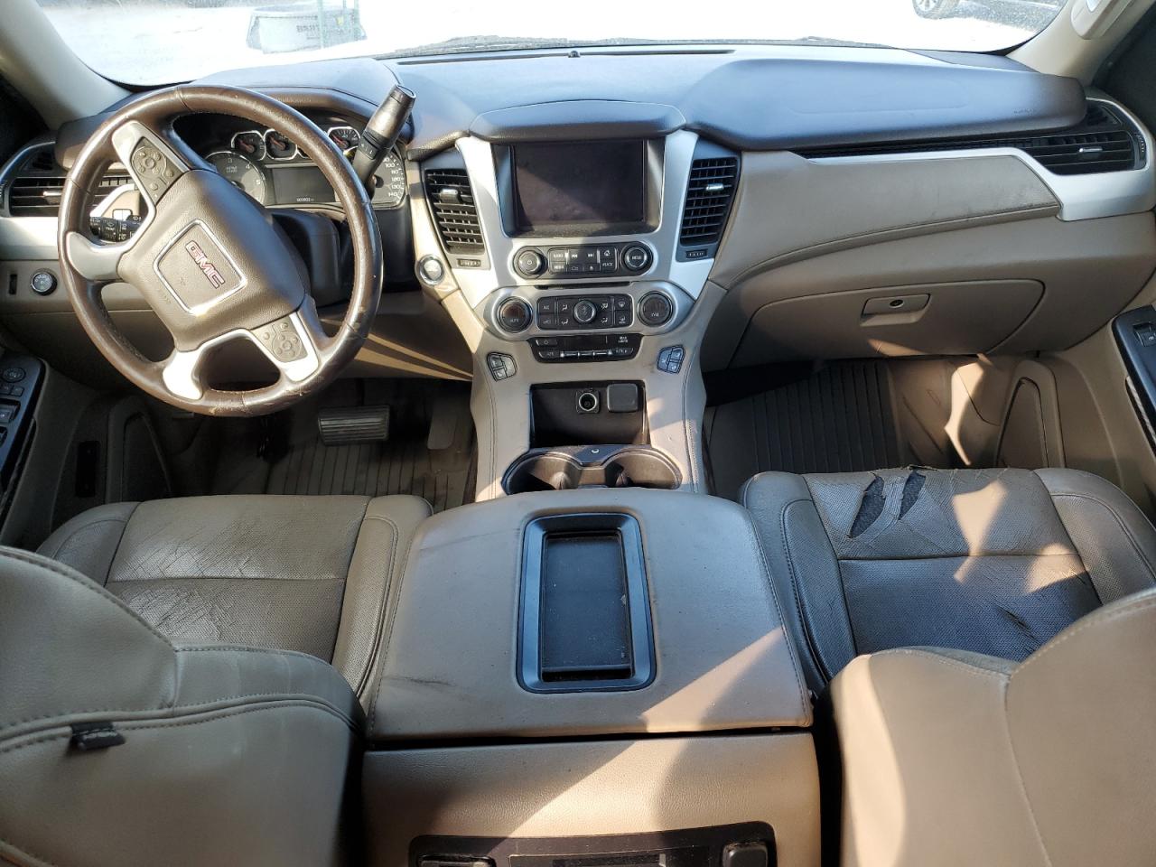 2015 GMC Yukon VIN 1GKS1HKC8FR233922 Copart auction photo, minor dent/scratches damage thumbnail 8
