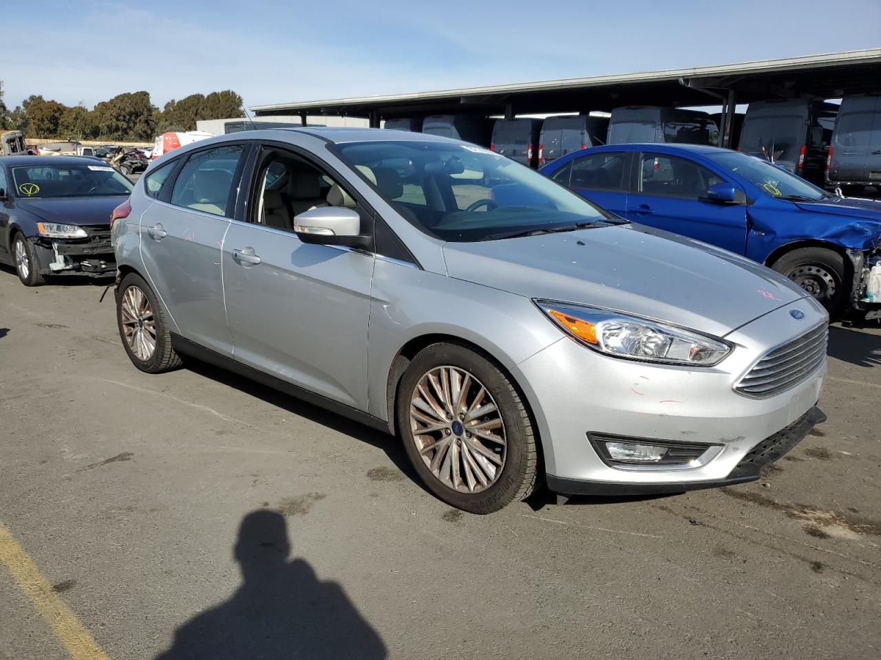 2018 Ford Focus VIN 1FADP3N20JL326041 Copart auction photo, rear end damage thumbnail 4