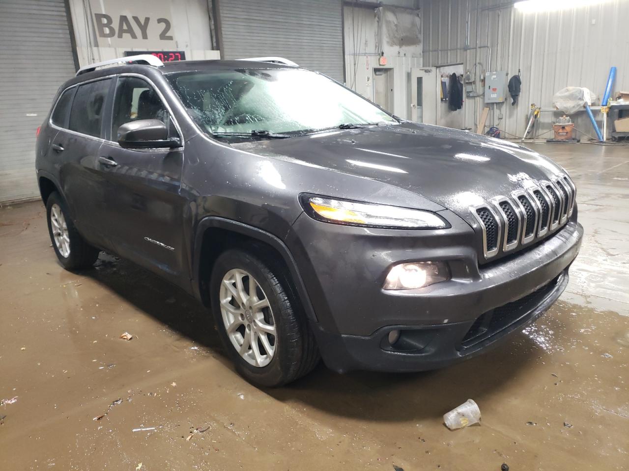 2015 Jeep Grand Cherokee VIN 1C4PJLCSXFW720373 Copart auction photo, rear end damage thumbnail 4