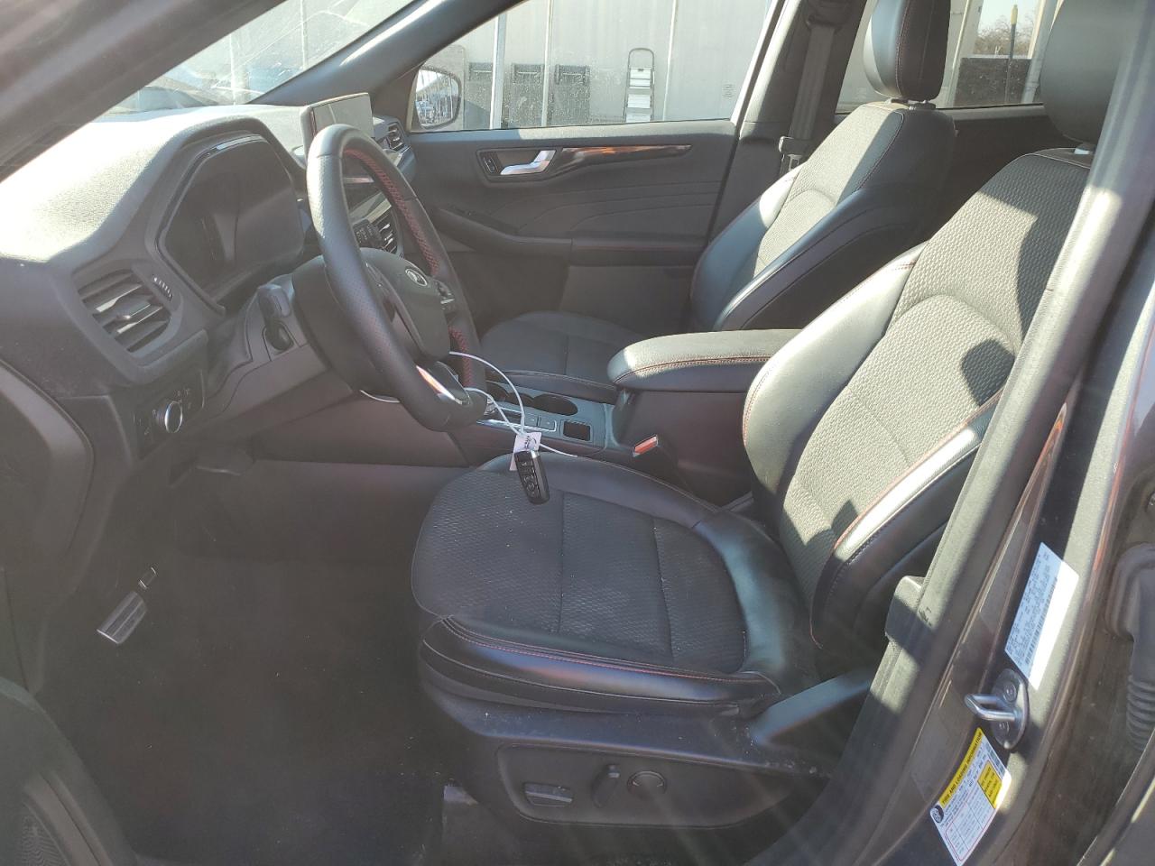 2023 Ford Escape VIN 1FMCU0MN5PUB11553 Copart auction photo, side / front end damage thumbnail 7