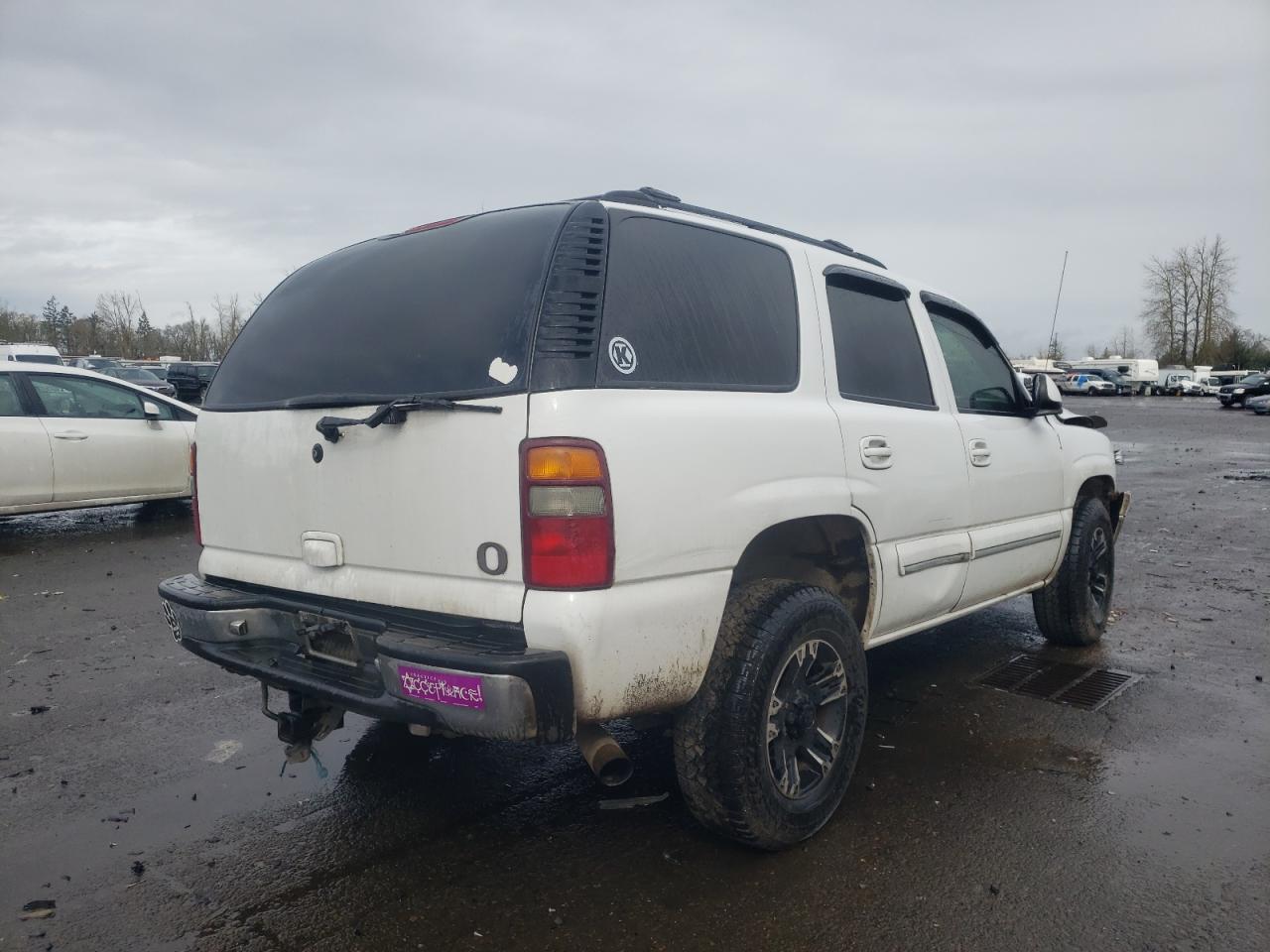 2001 Chevrolet Tahoe VIN 1GNEK13T81R201211 Copart auction photo, front end damage thumbnail 4