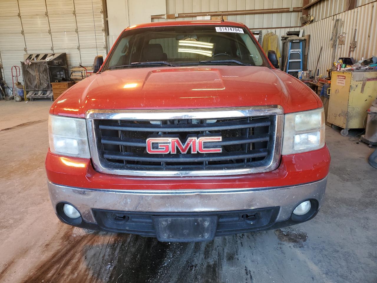 2007 GMC Sierra VIN 3GTEC13C97G510362 Copart auction photo, side / minor dent/scratches damage thumbnail 5