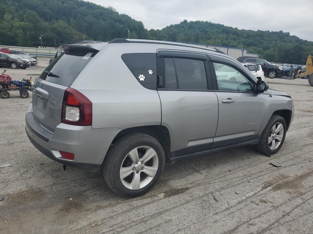 2016 Jeep Compass VIN 1C4NJCBA7GD763372 Copart auction photo, front end damage thumbnail 3