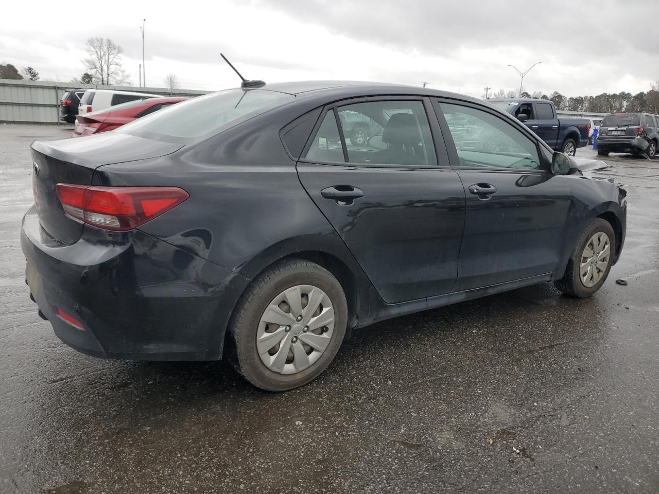 2018 KIA Rio VIN 3KPA24AB2JE063079 Copart auction photo, front end damage thumbnail 3