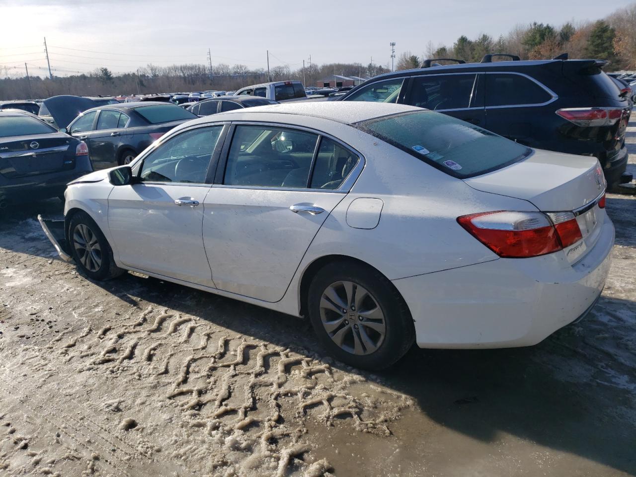 2015 Honda Accord VIN 1HGCR2F38FA217235 Copart auction photo, front end / side damage thumbnail 2