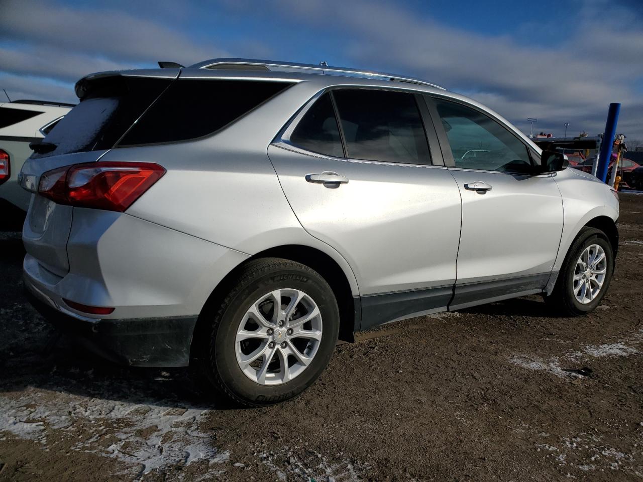2021 Chevrolet Equinox VIN 3GNAXKEV7MS140925 Copart auction photo, front end damage thumbnail 3