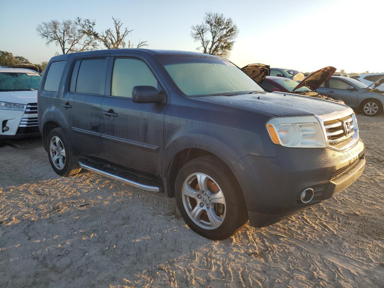 2012 Honda Pilot VIN 5FNYF3H77CB016822 Copart auction photo, water/flood damage thumbnail 4