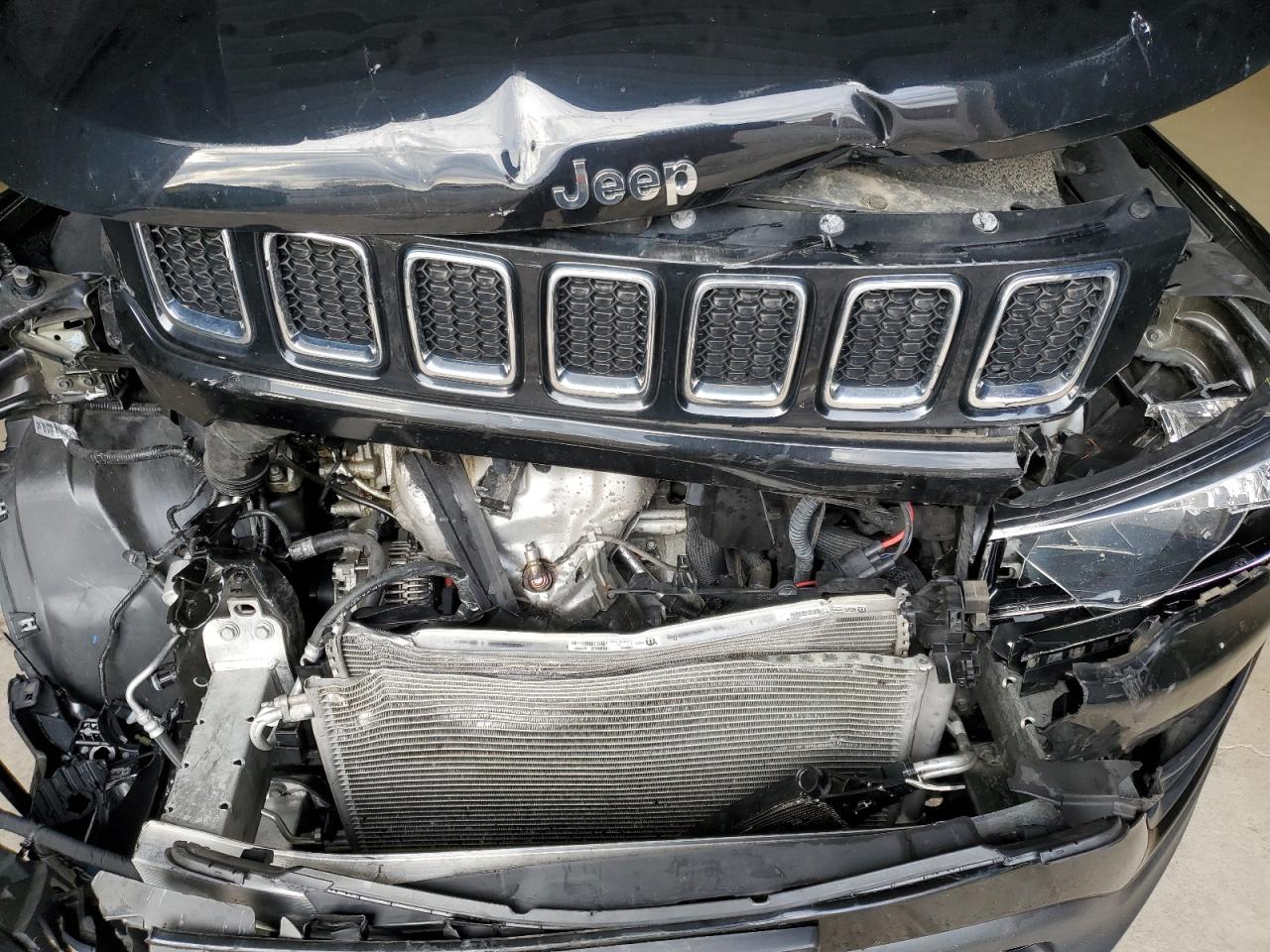 2020 Jeep Compass VIN 3C4NJDBB2LT132323 Copart auction photo, front end damage thumbnail 13