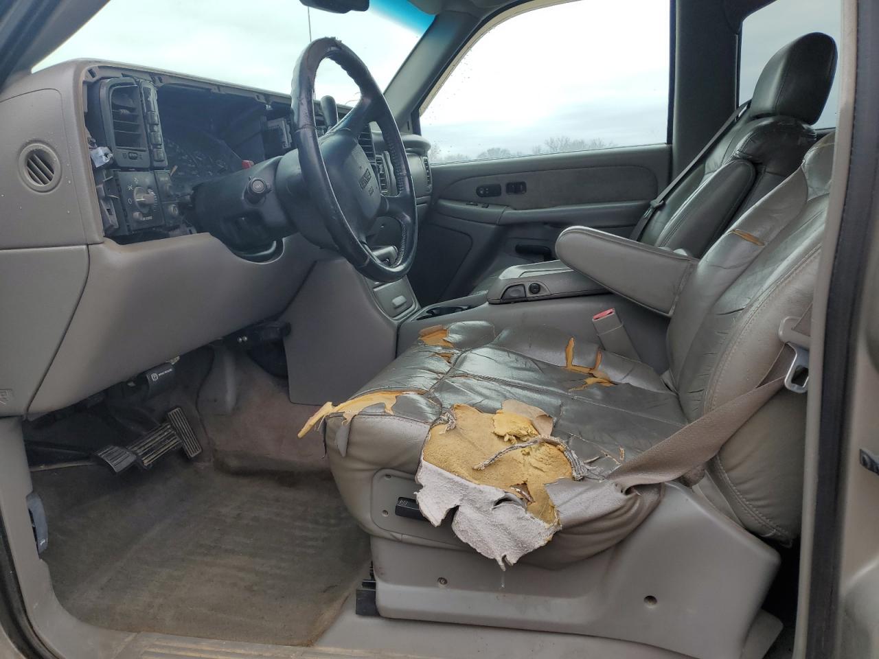 2002 GMC Sierra VIN 1GTHK23152F232350 Copart auction photo, rear end damage thumbnail 7