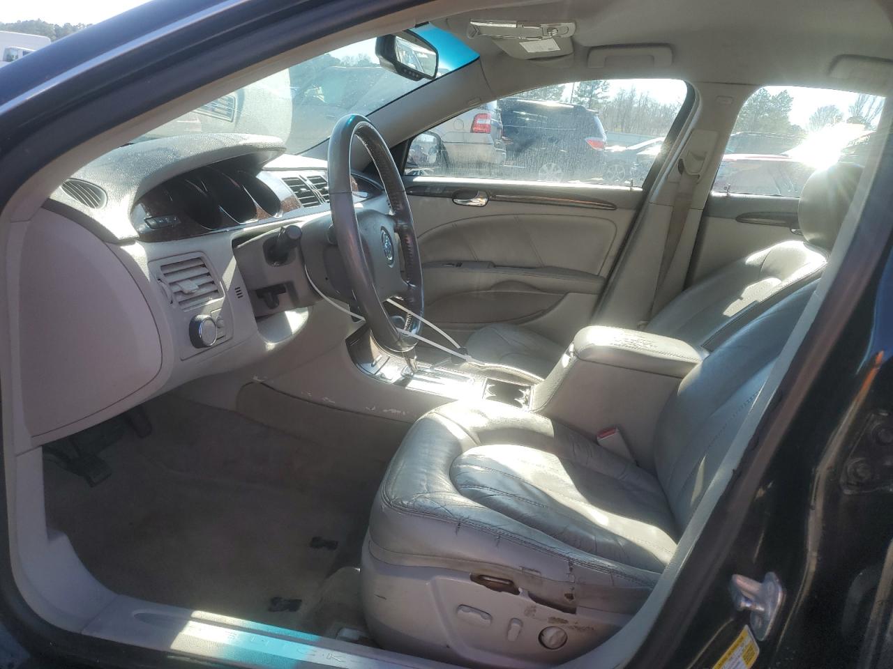 2011 Buick Lucerne VIN 1G4HC5EM6BU103935 Copart auction photo, vandalism / minor dent/scratches damage thumbnail 7