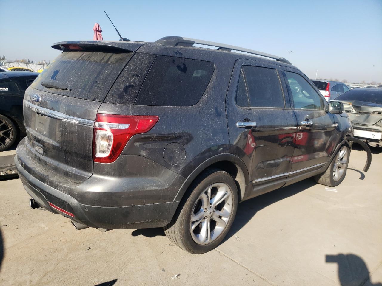 2015 Ford Explorer VIN 1FM5K7F84FGA20687 Copart auction photo, front end damage thumbnail 3