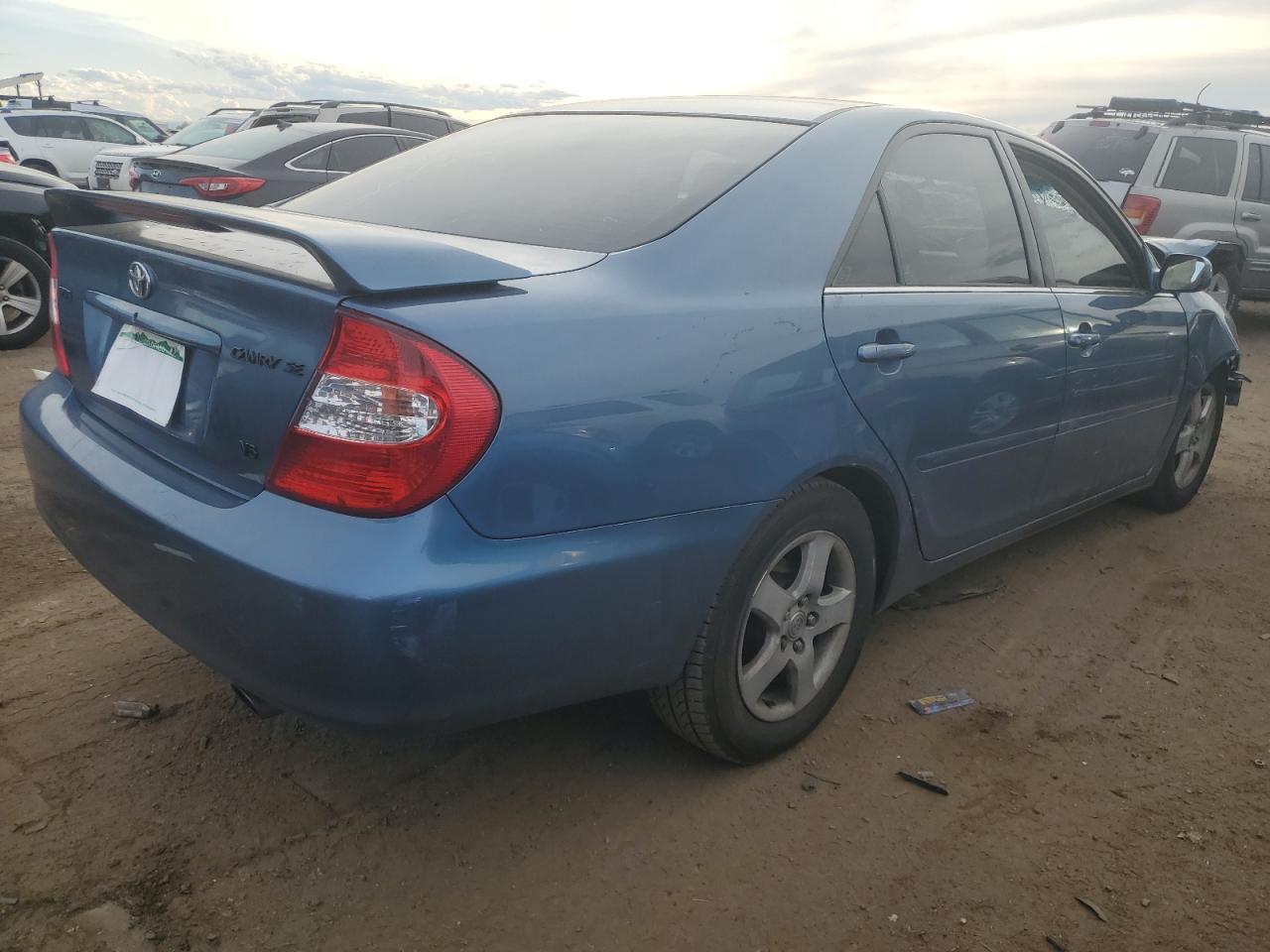 2003 Toyota Camry VIN 4T1BF32K53U563352 Copart auction photo, front end damage thumbnail 3