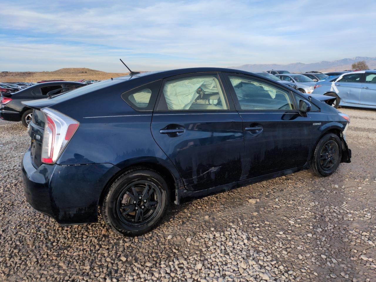 2015 Toyota Prius VIN JTDKN3DU9F1909723 Copart auction photo, front end damage thumbnail 3