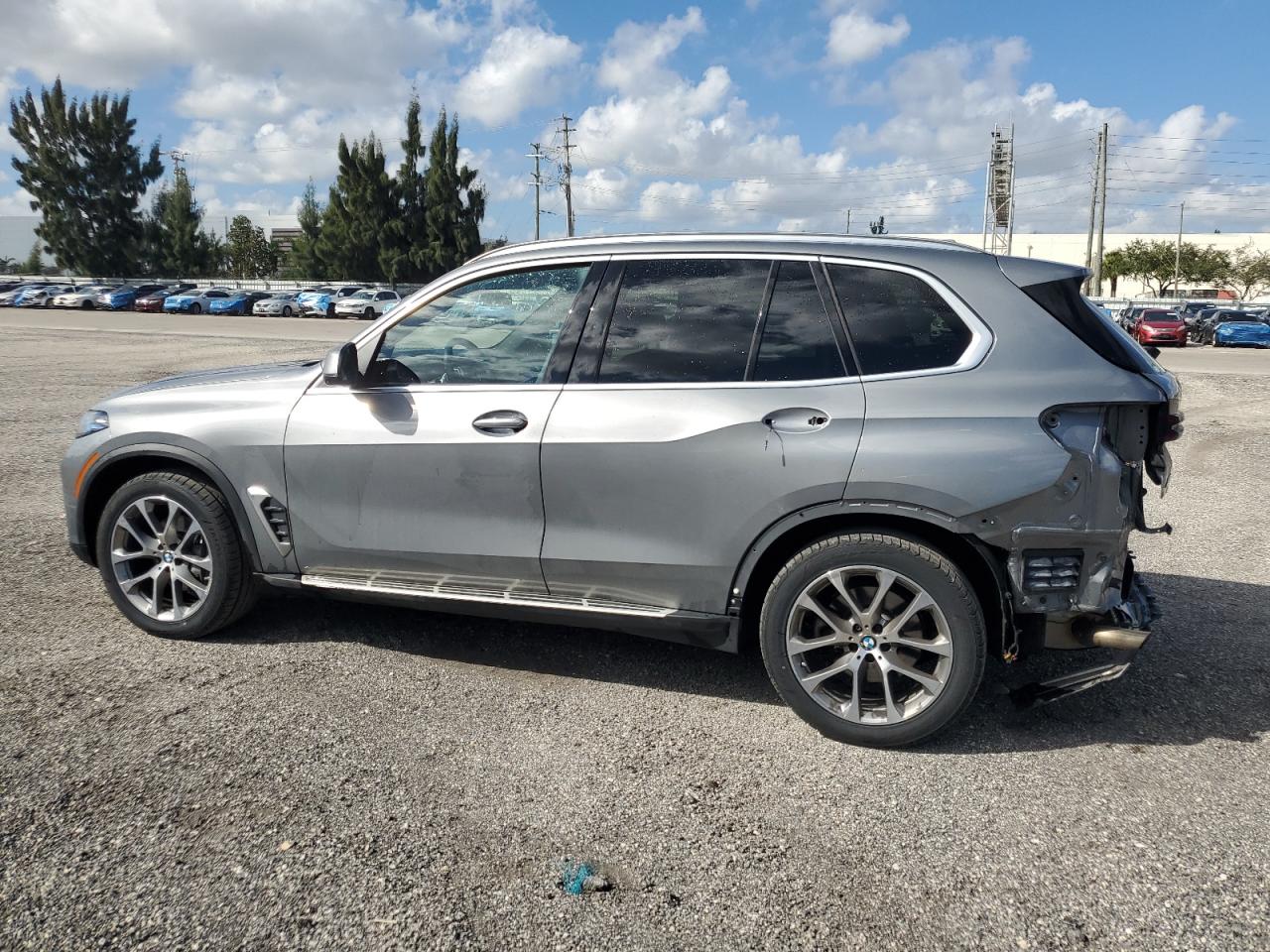 2024 BMW X5 VIN 5UX13EU09R9U30605 Copart auction photo, rear end damage thumbnail 2