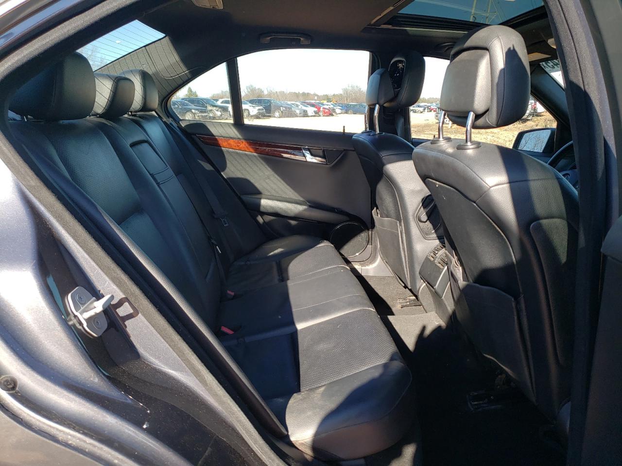 2010 Mercedes-Benz C-klasse VIN WDDGF8BB6AR132001 Copart auction photo, rear end / front end damage thumbnail 10