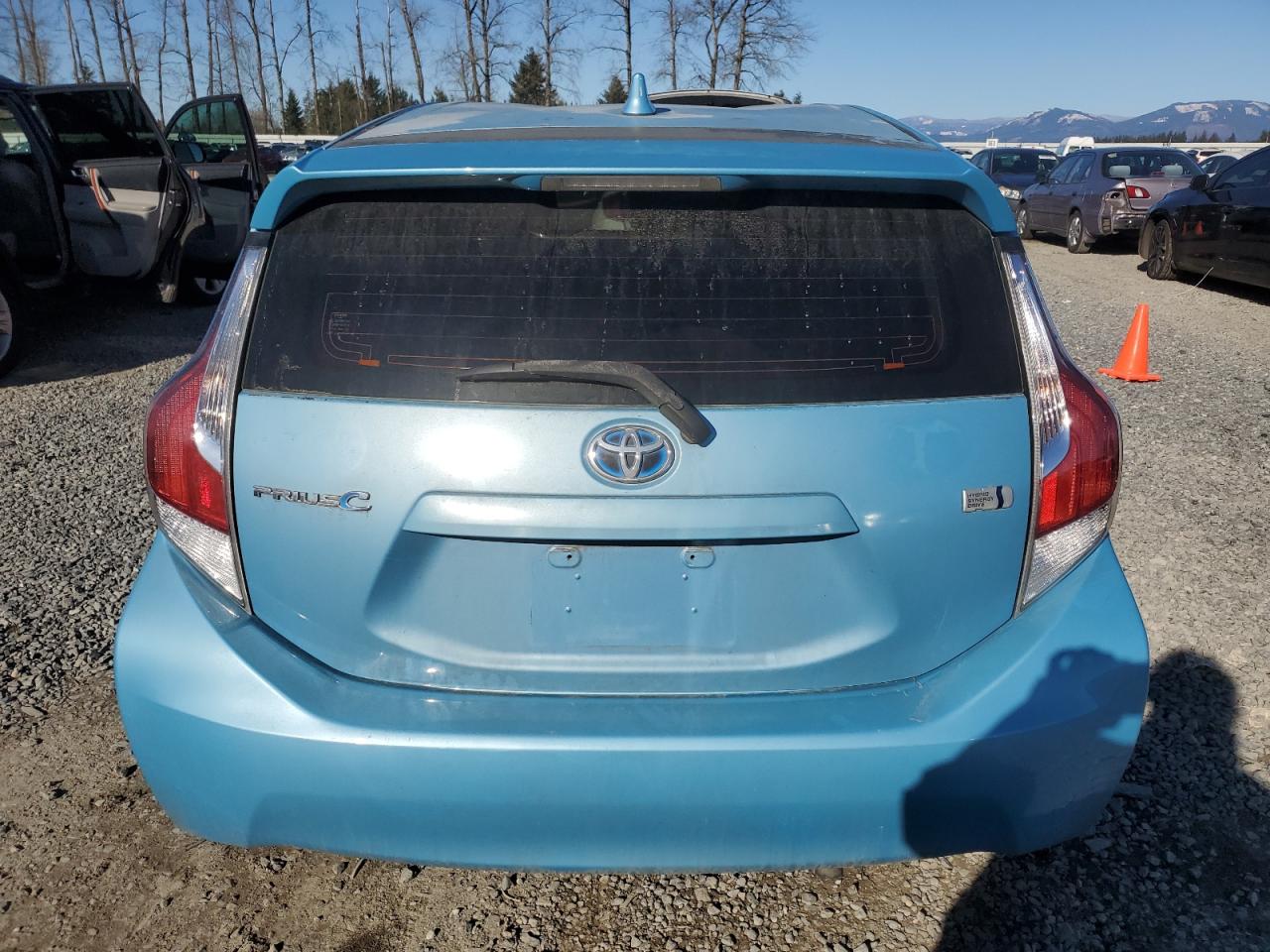 2015 Toyota Prius VIN JTDKDTB39F1103247 Copart auction photo, front end damage thumbnail 6