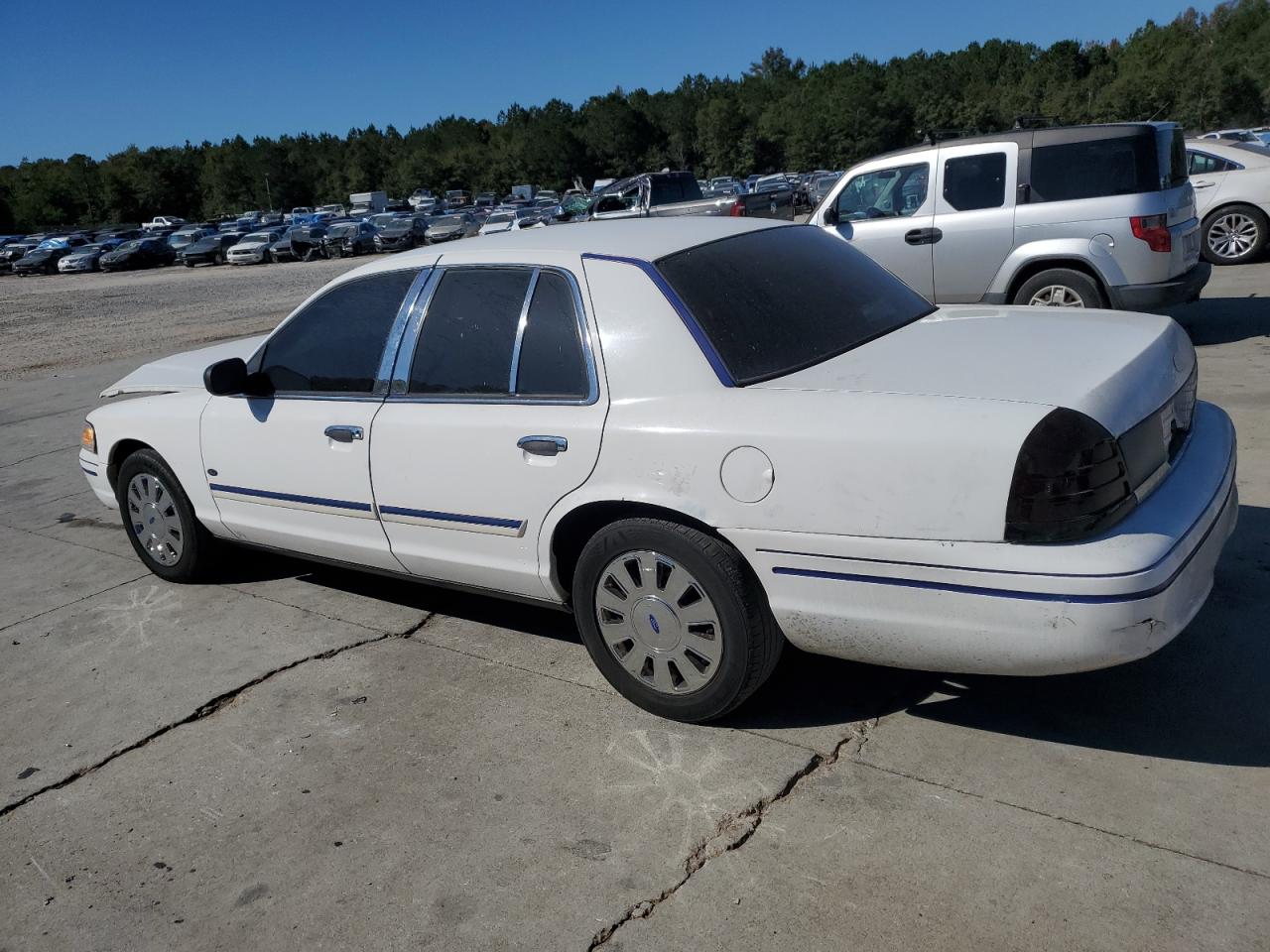 2009 Ford Crown Victoria VIN 2FAHP71V79X137765 Copart auction photo, front end damage thumbnail 2