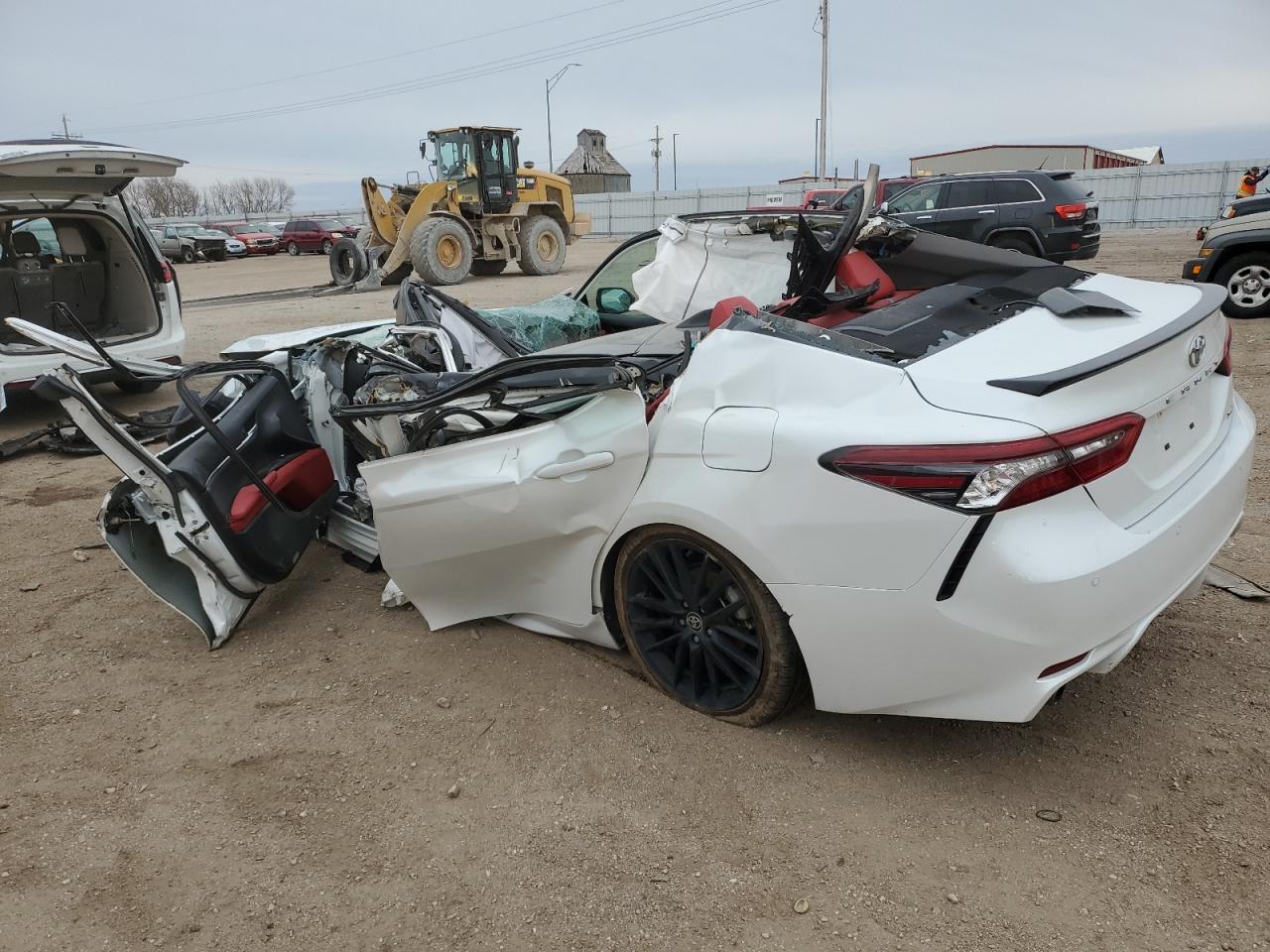 2022 Toyota Camry VIN 4T1KZ1AK0NU067195 Copart auction photo, all over damage thumbnail 2