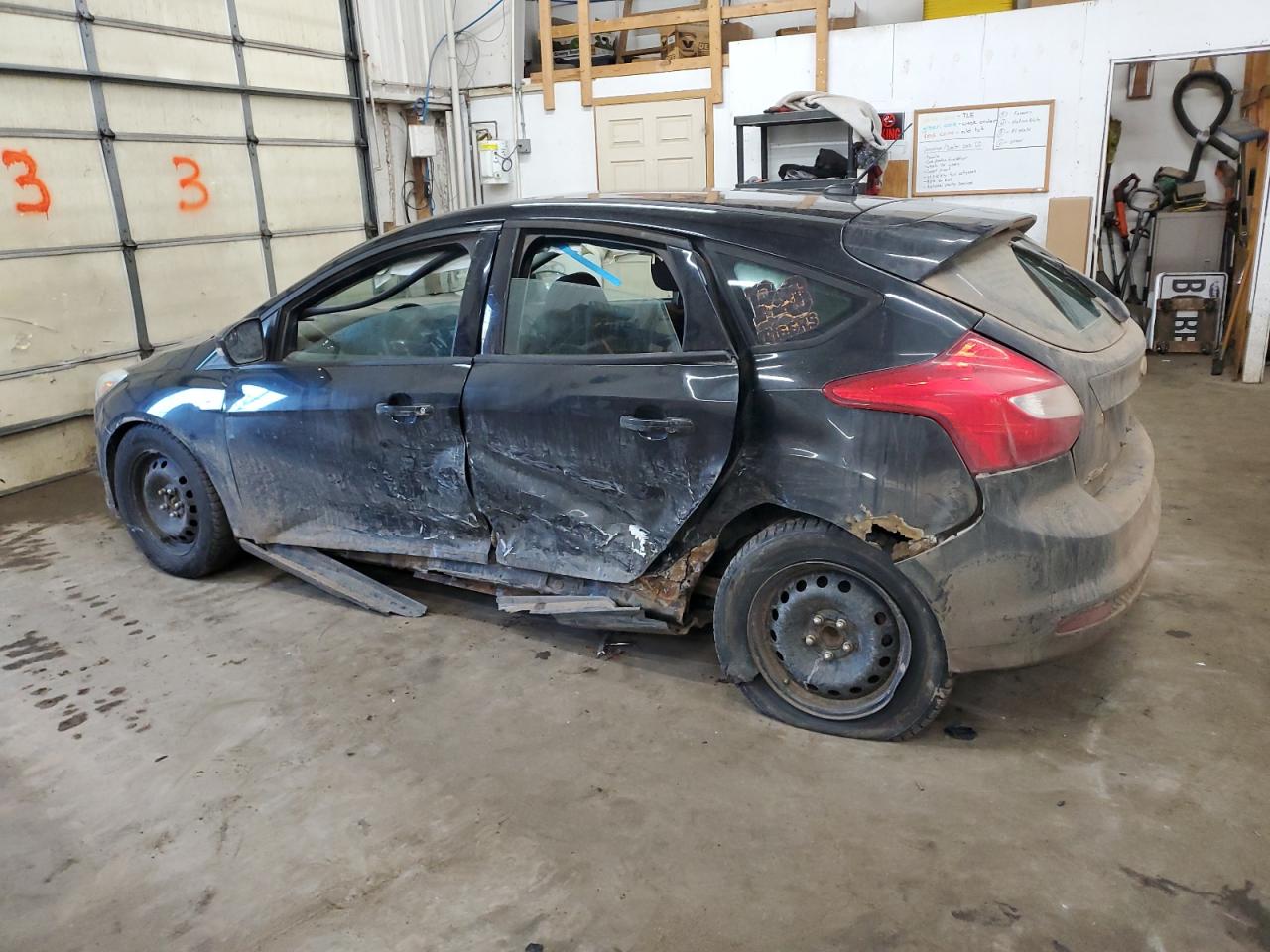 2014 Ford Focus VIN 1FADP3K26EL442418 Copart auction photo, all over damage thumbnail 2