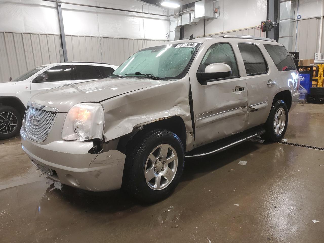 2008 GMC Yukon VIN 1GKFK63858J192051