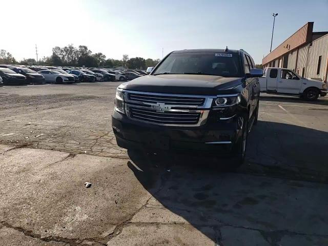 2019 Chevrolet Suburban VIN 1GNSKJKC1KR376938 Copart auction photo, front end / side damage thumbnail 12