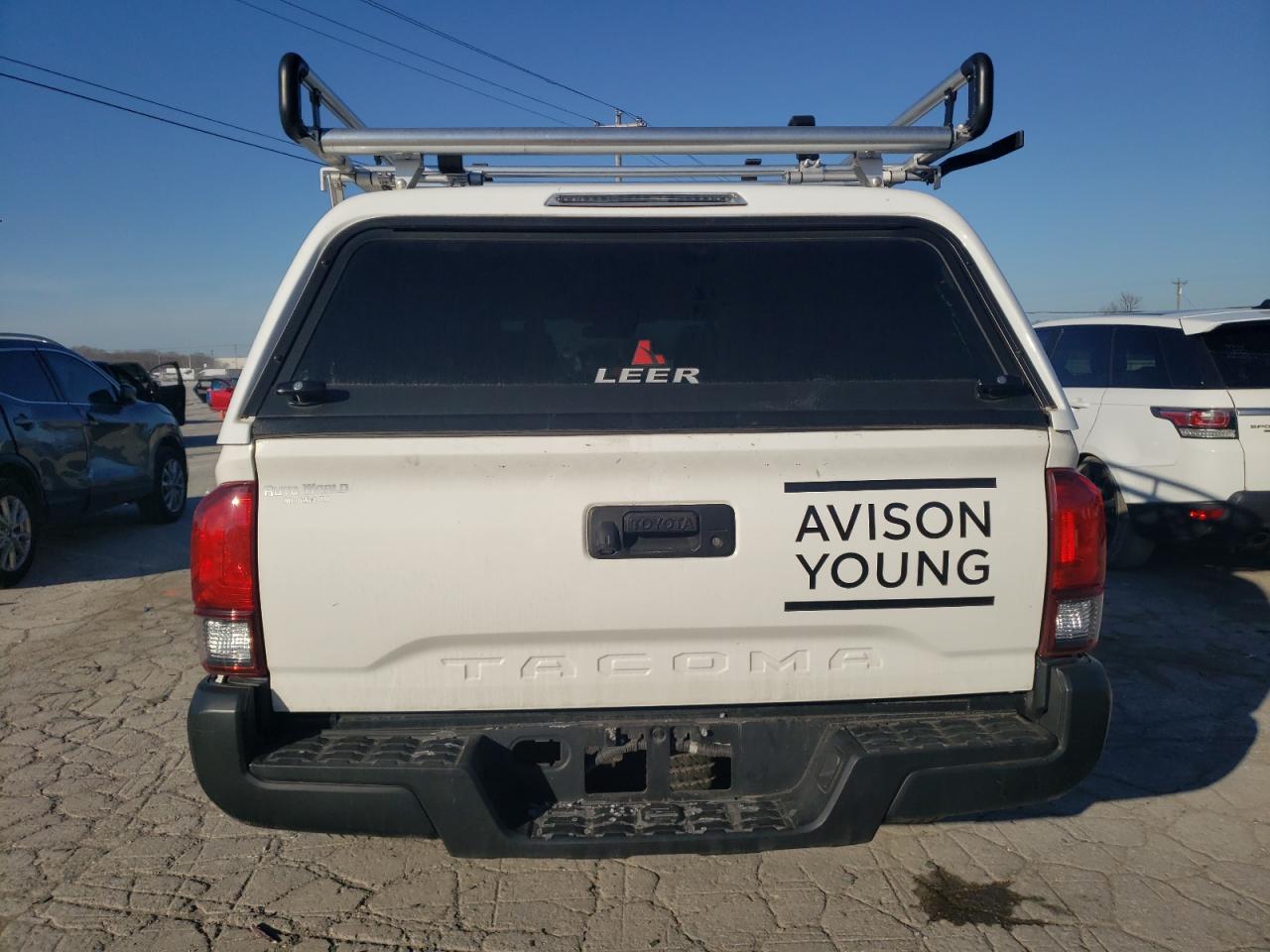 2021 Toyota Tacoma VIN 3TYRX5GN0MT011931 Copart auction photo, front end / side damage thumbnail 6